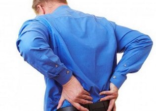 Who diagnosed pain in the lumbar region